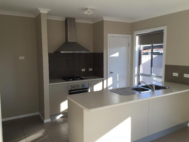 11 Macquarie Road, Wodonga VIC 3690