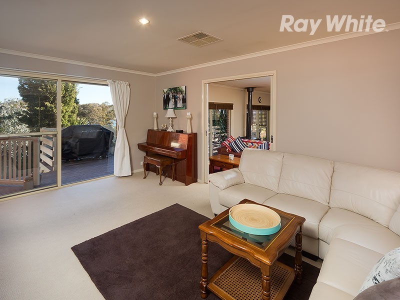 5 Elizabeth Crescent, Bellbridge VIC 3691