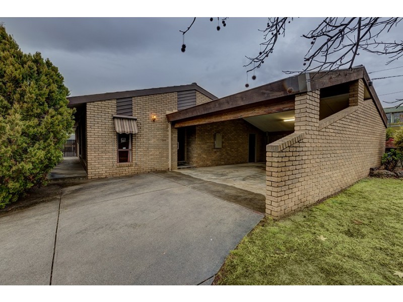 2 Royce Court, Wodonga VIC 3690