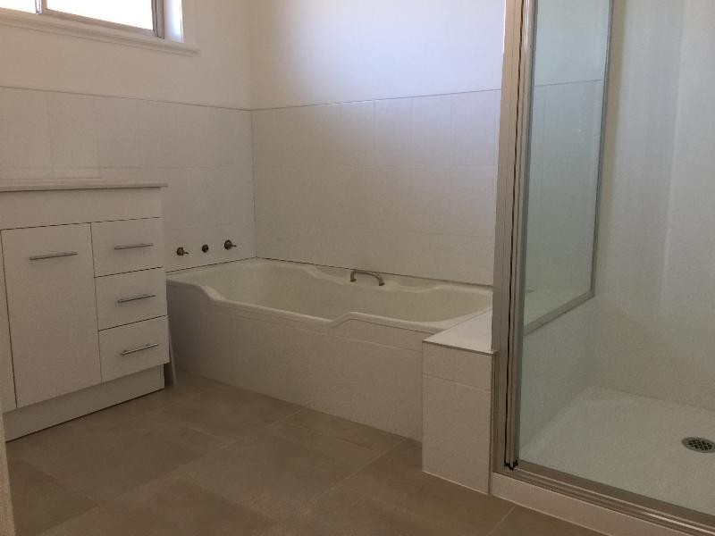 11 Jarrah Street, Wodonga VIC 3690