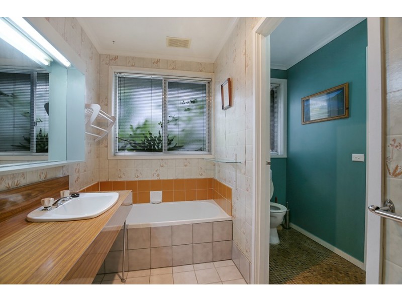 4 Uralla Court, Wodonga VIC 3690