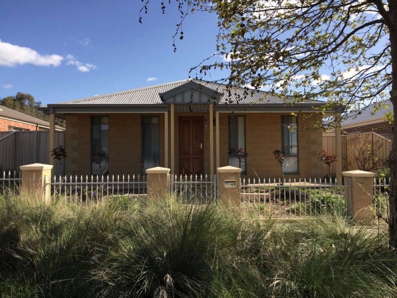 43 Kelliher Avenue, Wodonga VIC 3690