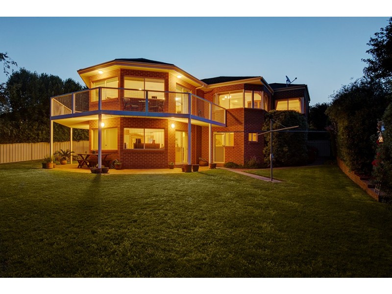 14 Jevington Drive, Wodonga VIC 3690