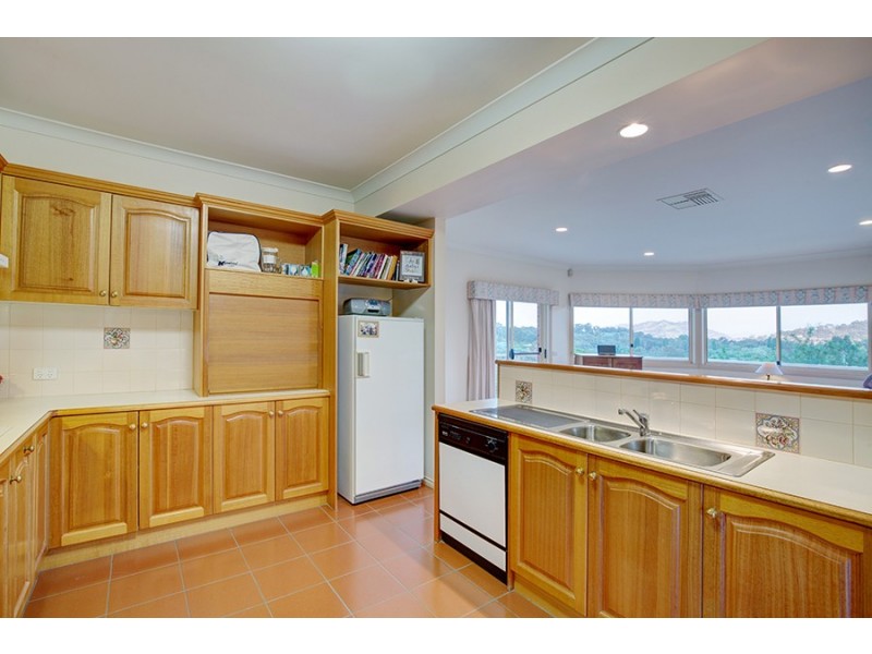 14 Jevington Drive, Wodonga VIC 3690