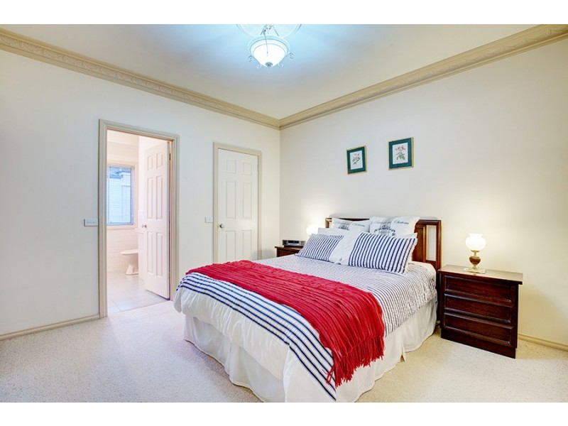 14 Jevington Drive, Wodonga VIC 3690