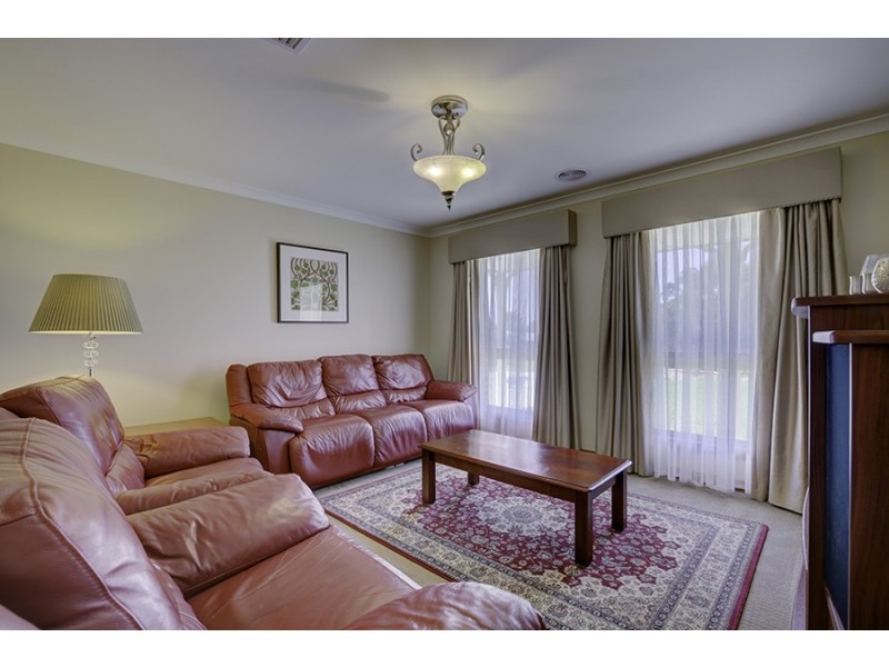 74 Firestone Way, Wodonga VIC 3690