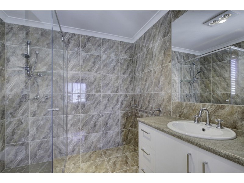 74 Firestone Way, Wodonga VIC 3690