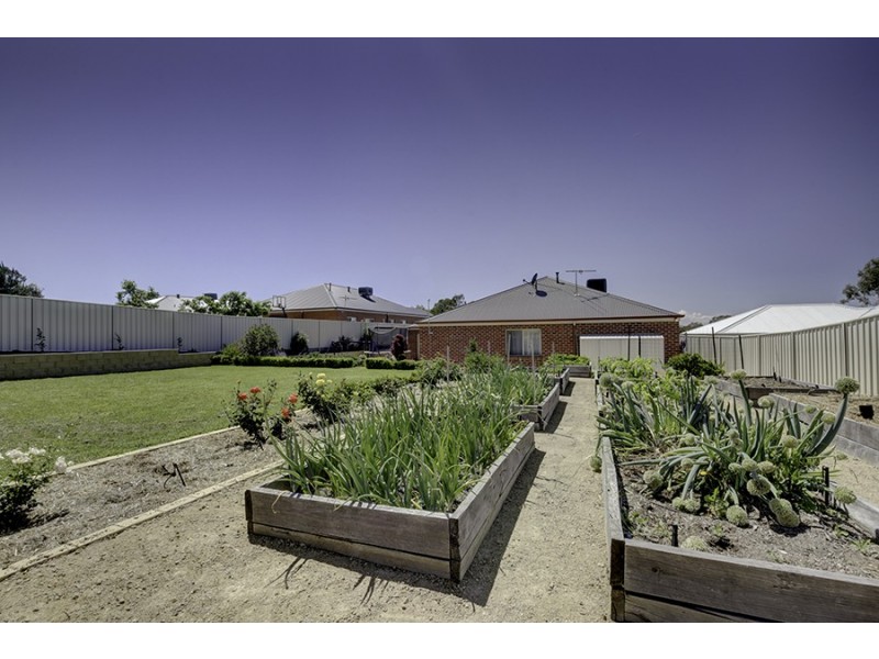 74 Firestone Way, Wodonga VIC 3690