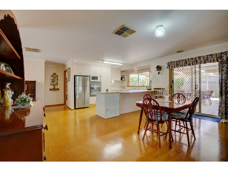 15 Emery Court, Wodonga VIC 3690