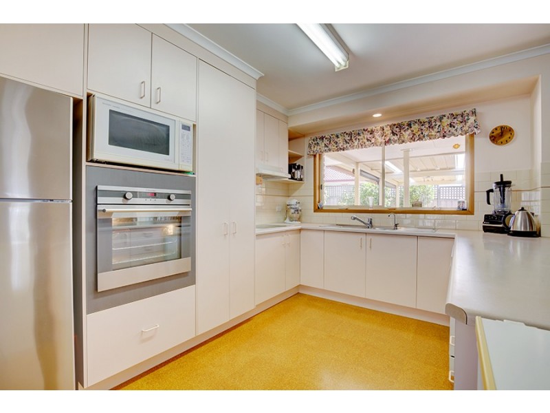 15 Emery Court, Wodonga VIC 3690