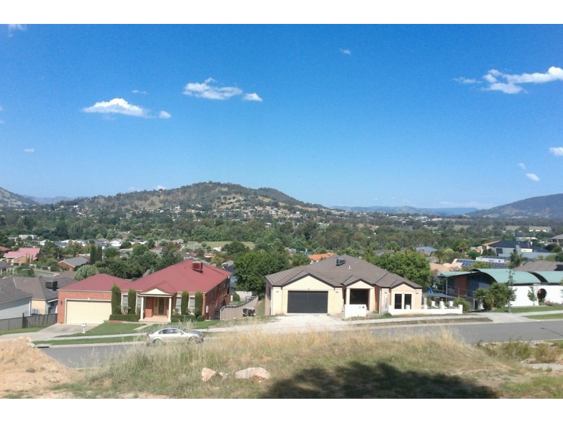 32 Avondale Drive, Wodonga VIC 3690
