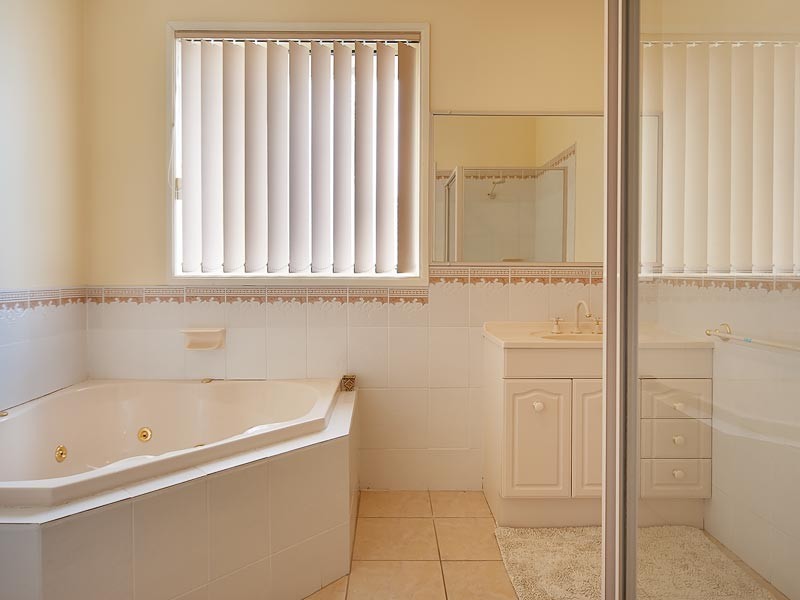 21 Whernside Drive, Wodonga VIC 3690