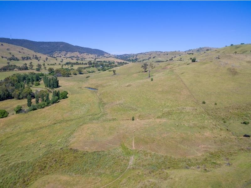 * Beechworth-Leneva Road, Wodonga VIC 3690