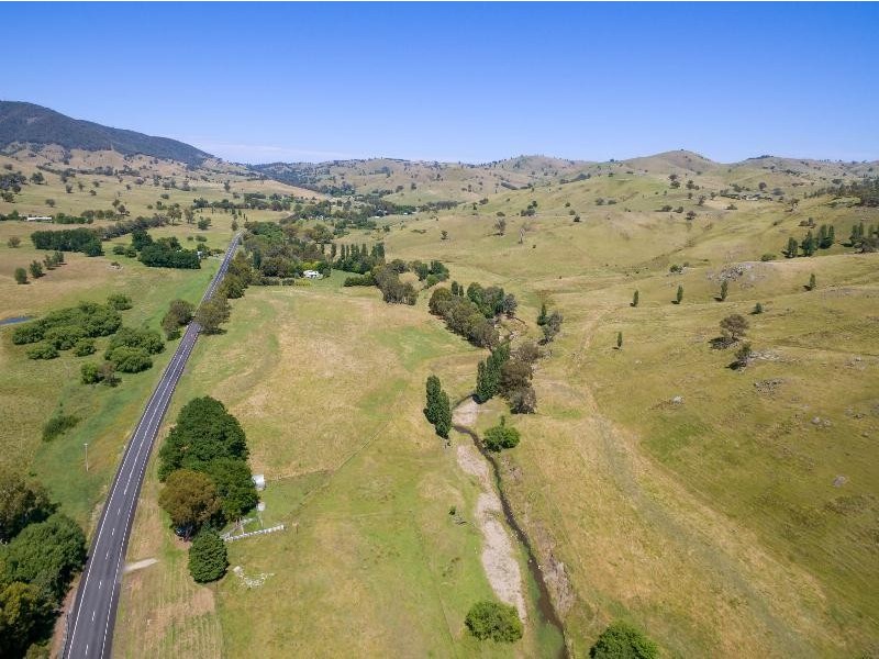 * Beechworth-Leneva Road, Wodonga VIC 3690