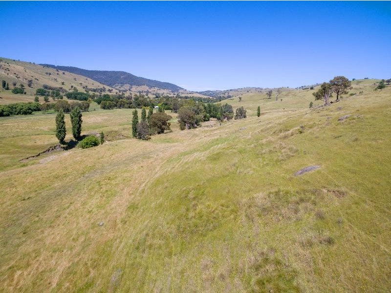* Beechworth-Leneva Road, Wodonga VIC 3690