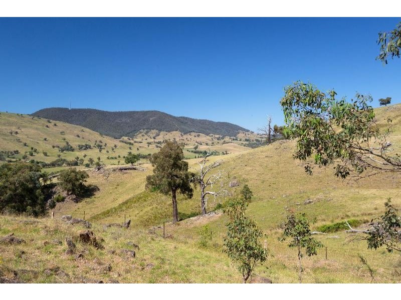 * Beechworth-Leneva Road, Wodonga VIC 3690