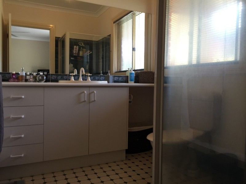 11 Krueger Street, Baranduda VIC 3691