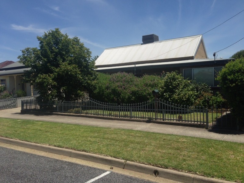 35 Vermont Street, Wodonga VIC 3690