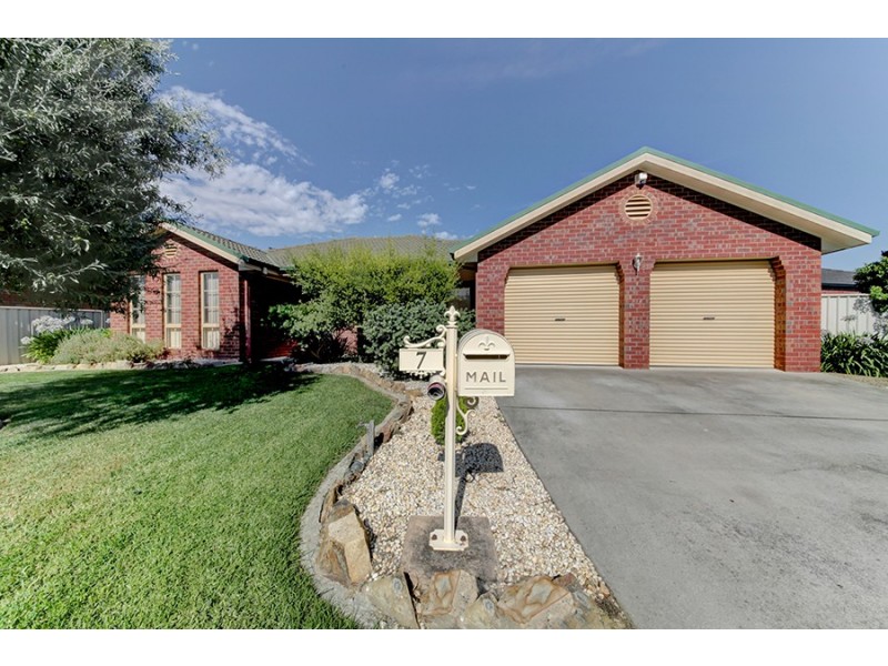 7 Saunders Crescent, Wodonga VIC 3690