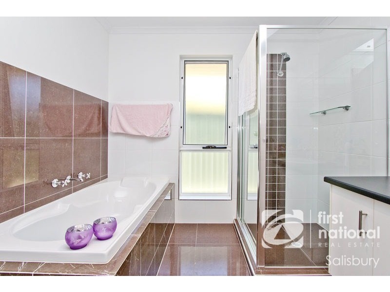 9 Lily Court, Elizabeth Park SA 5113