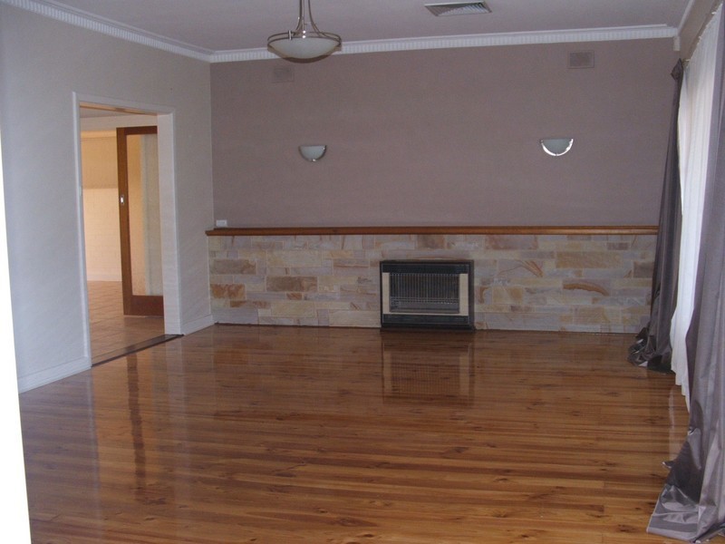 9 Halbury Road, Salisbury SA 5108