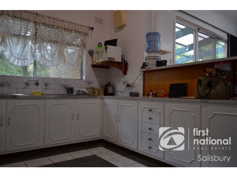 82 Valley View Drive, Highbury SA 5089