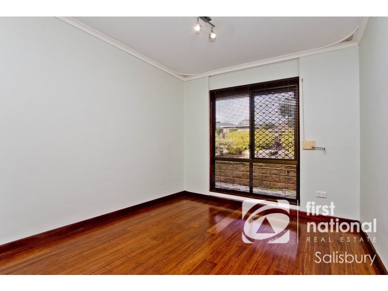 8 Brabham Crescent, Gulfview Heights SA 5096