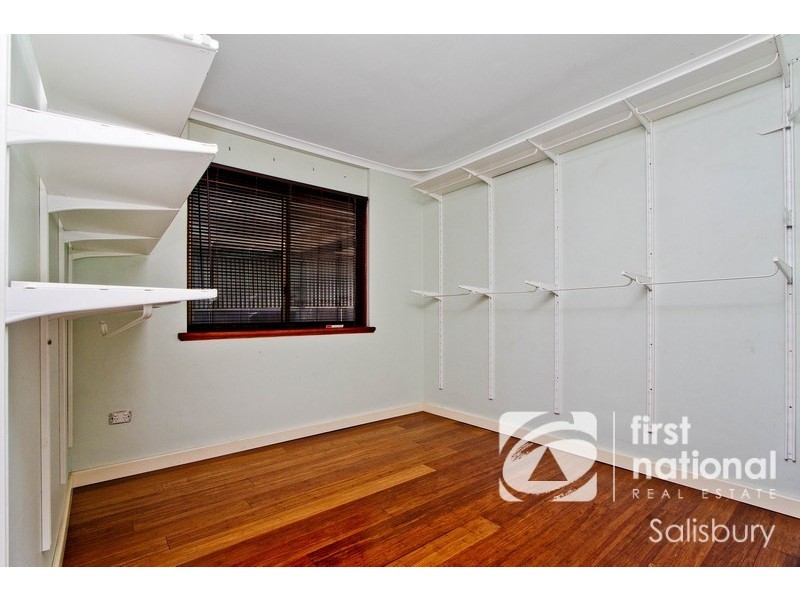 8 Brabham Crescent, Gulfview Heights SA 5096