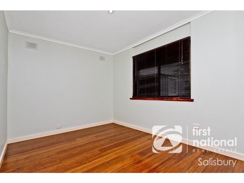 8 Brabham Crescent, Gulfview Heights SA 5096