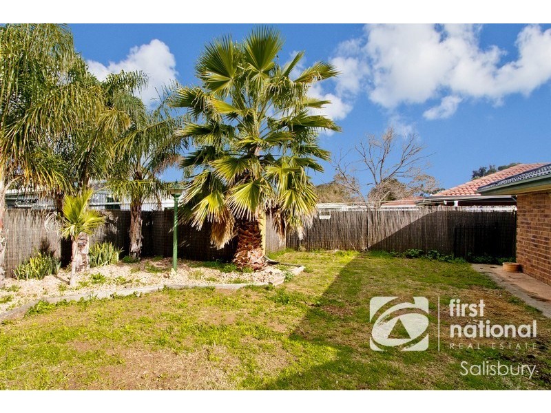 18 Swallow Crescent, Parafield Gardens SA 5107