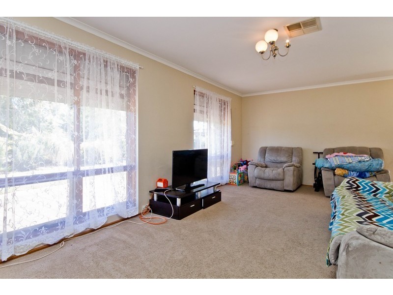 1 Chard Court, Parafield Gardens SA 5107