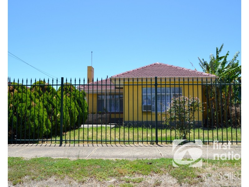 8 Chapman Road, Mansfield Park SA 5012