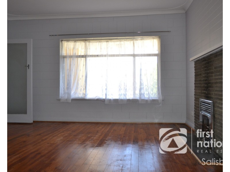 8 Chapman Road, Mansfield Park SA 5012