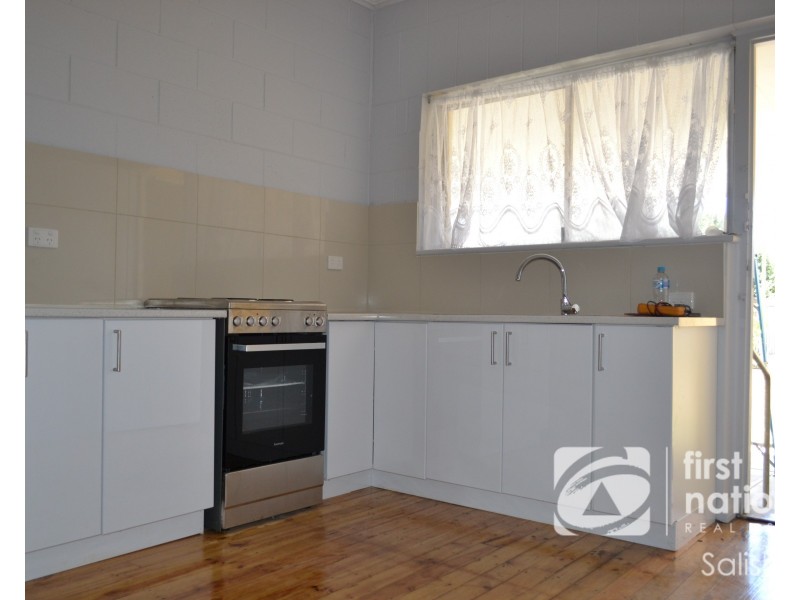 8 Chapman Road, Mansfield Park SA 5012