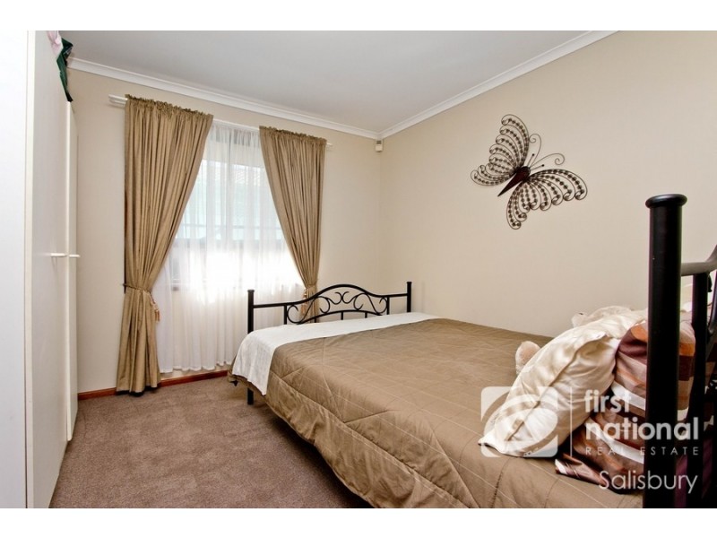 17 Grevillia Drive, Parafield Gardens SA 5107