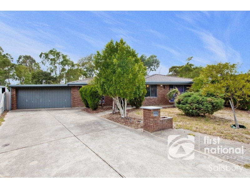 32 Hilditch Drive, Green Fields SA 5107