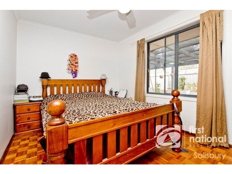 32 Hilditch Drive, Green Fields SA 5107