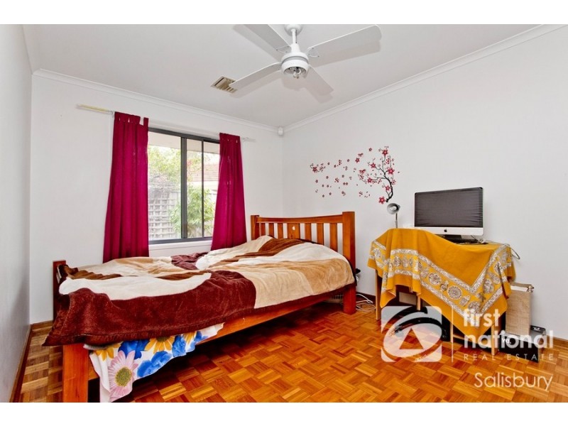 32 Hilditch Drive, Green Fields SA 5107