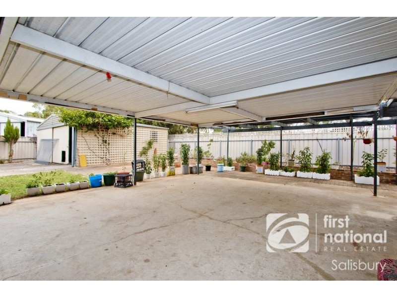 32 Hilditch Drive, Green Fields SA 5107