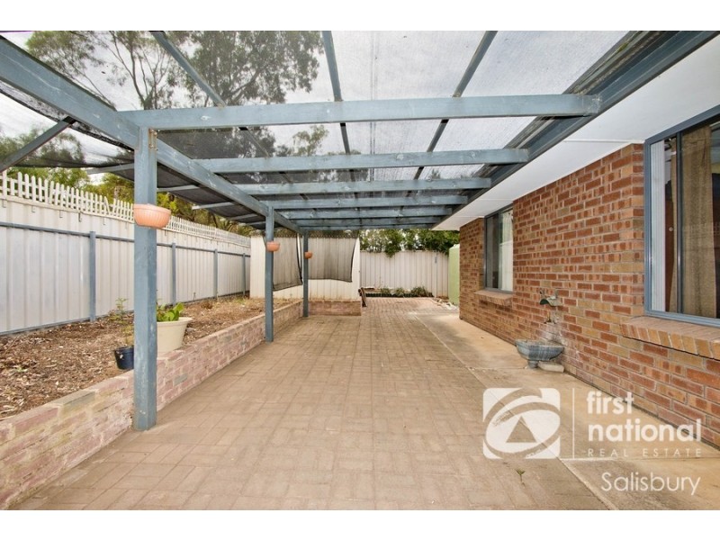 32 Hilditch Drive, Green Fields SA 5107