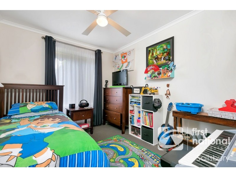 30 Dansie Crescent, Brahma Lodge SA 5109
