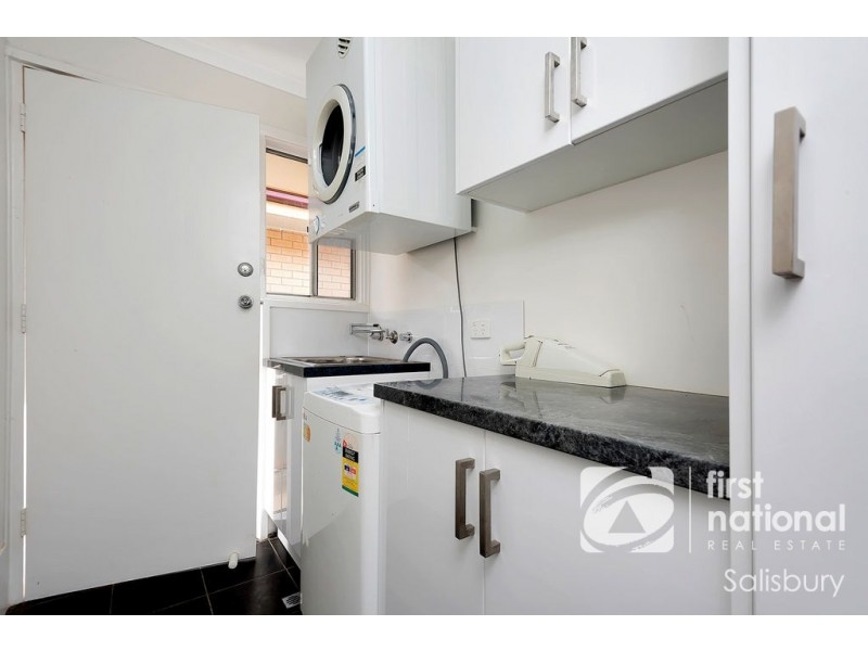 30 Dansie Crescent, Brahma Lodge SA 5109
