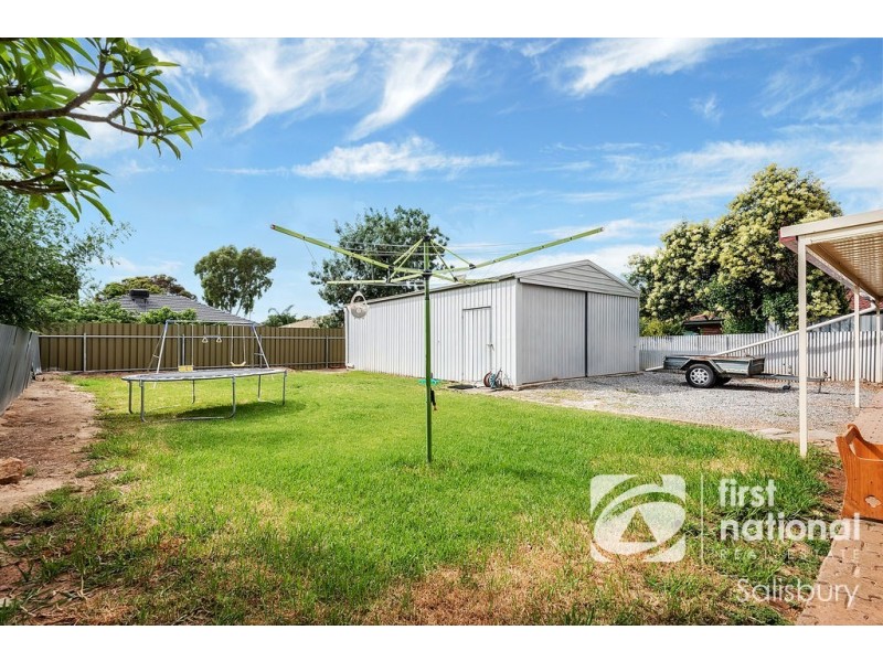 30 Dansie Crescent, Brahma Lodge SA 5109