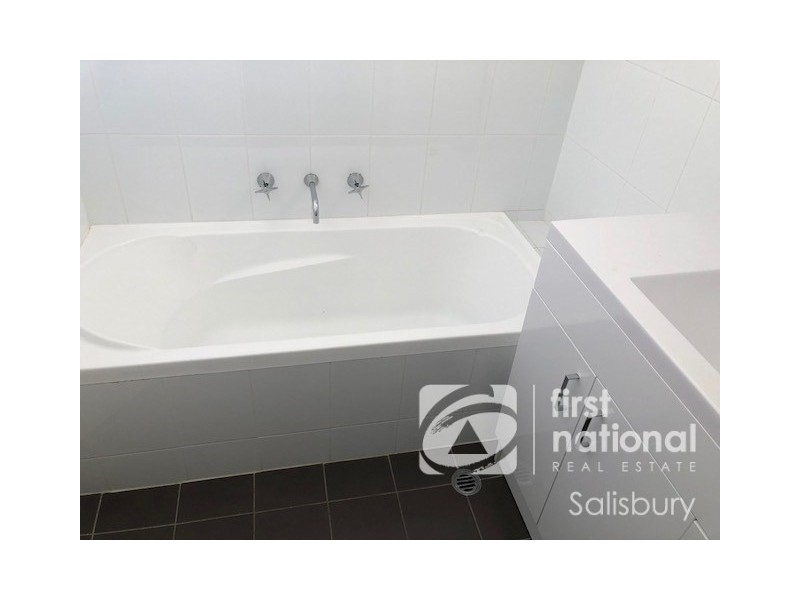 6a Aberdeen Crescent, Brahma Lodge SA 5109