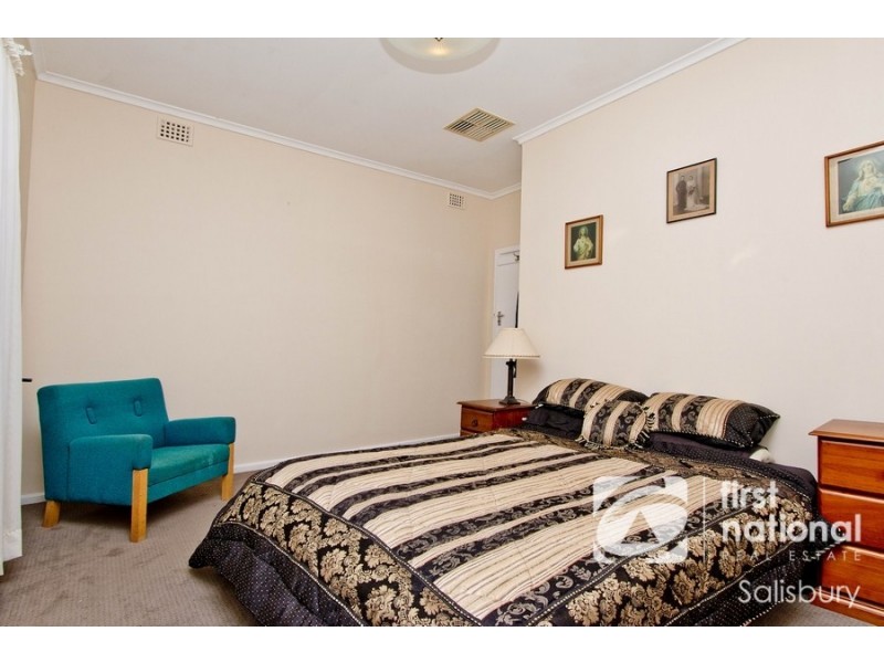 12 Mofflin Road, Elizabeth Grove SA 5112