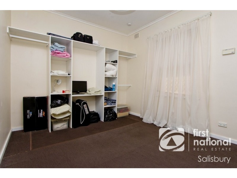 12 Mofflin Road, Elizabeth Grove SA 5112