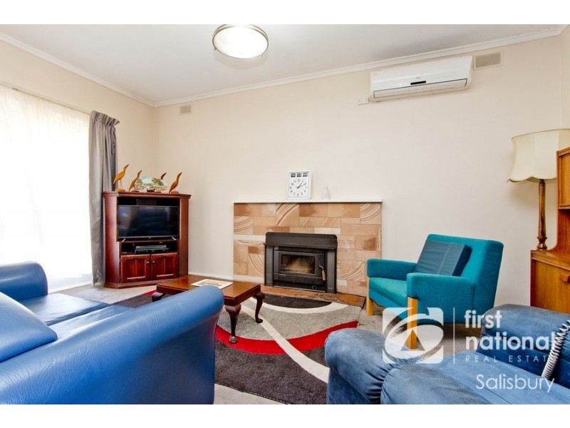 12 Mofflin Road, Elizabeth Grove SA 5112