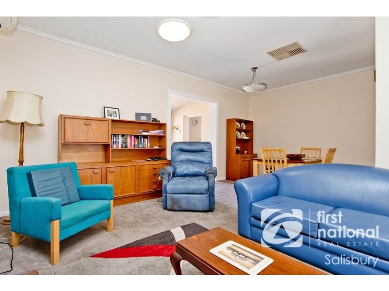 12 Mofflin Road, Elizabeth Grove SA 5112