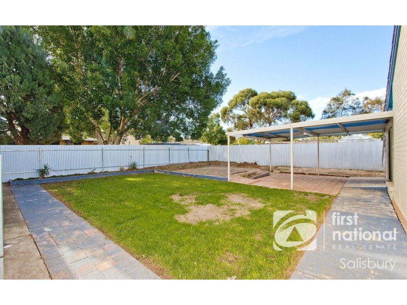 7 Carrama Crescent, Munno Para SA 5115
