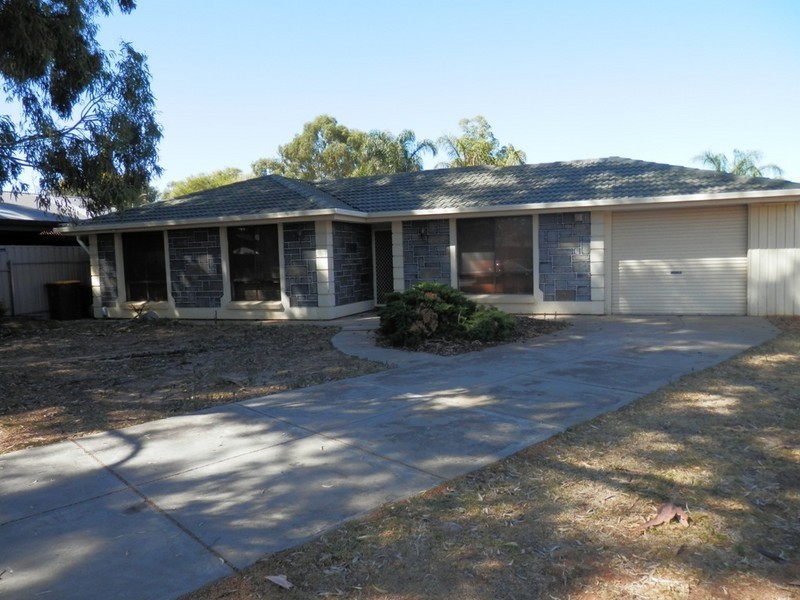 8 Elder Court, Paralowie SA 5108